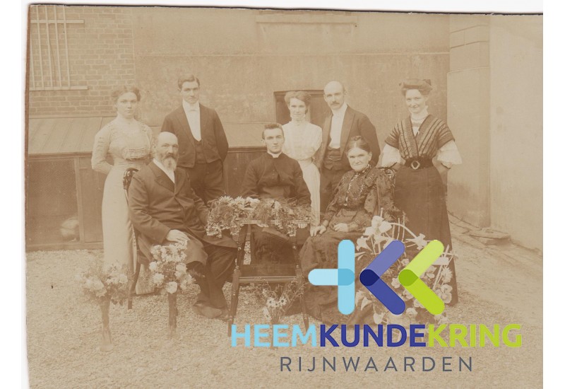 br164 familie vd Loo-Curten , Felix, Frans, cilly, Paula, Carla en Leonie